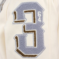 Kvetinová vysokoškolská bunda sivá