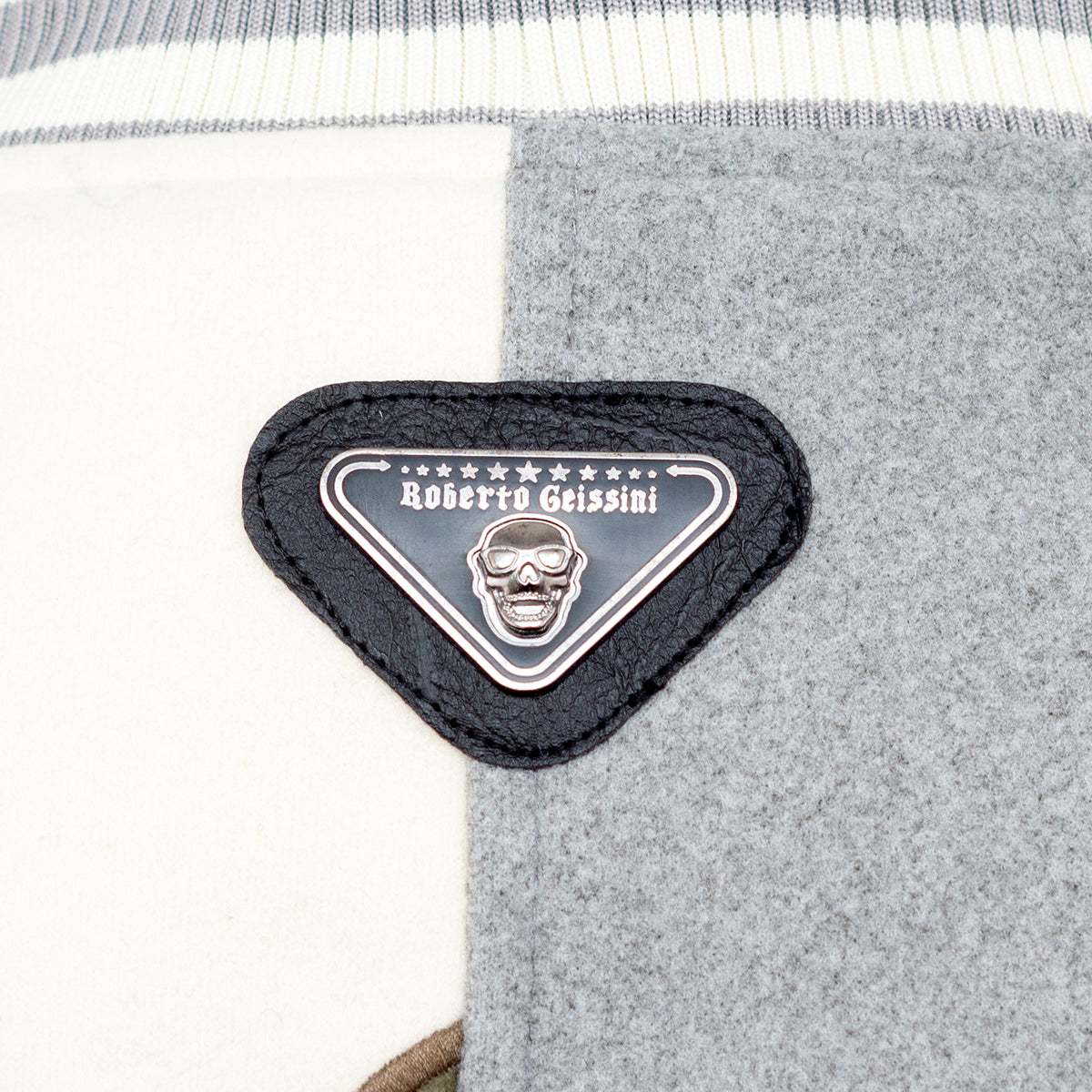 Kvetinová vysokoškolská bunda sivá