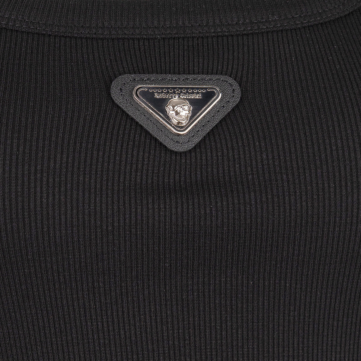 Basic T-Shirt Fashion